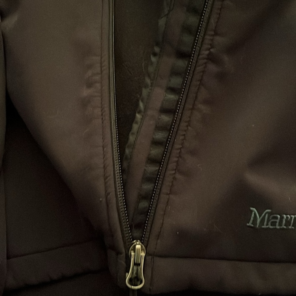 Marmot Softshell Jacket - Picture 11 of 12